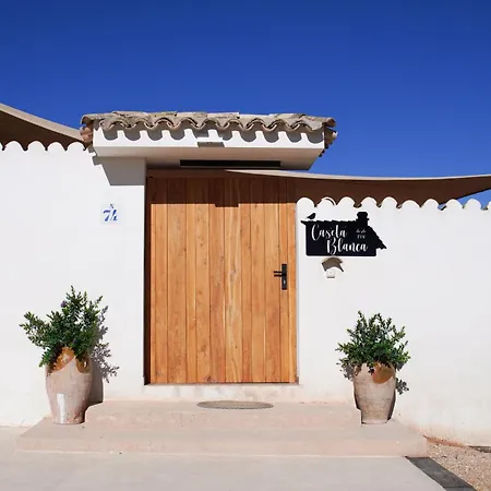 Masia De 1880 Con Piscina, Chimenea Y 6 En * Onil